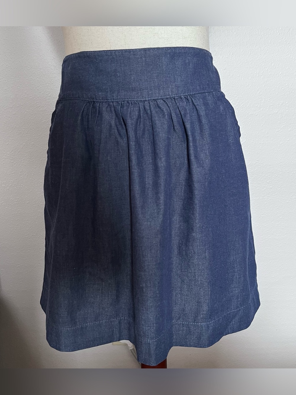 “Final Touch” Blue Chambray Mini Skirt - Cotton - Size M